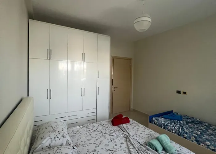 شقة Beachside One-bedroom Retreat غوليم